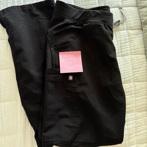 Figs Kade Cargo Scrub Pants